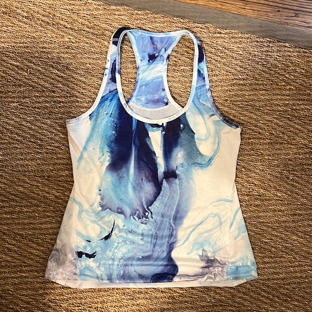 Athleta Womens Razorback top - M